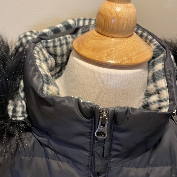 Talbots Black Mid-length Puffer Detachable Faux Fur Hood Checker Accent - Picture 6 of 13